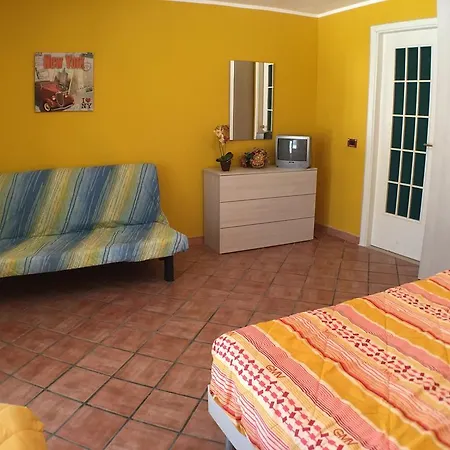Apartment Sikelia 75 *