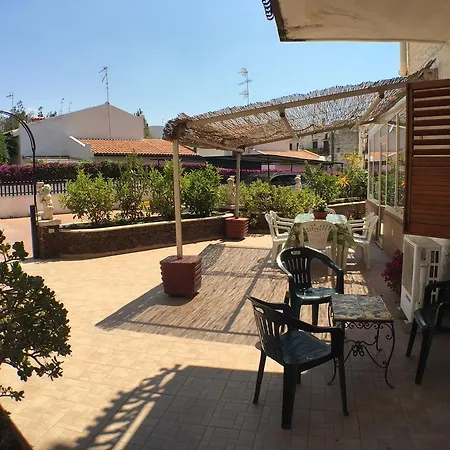 Apartment Sikelia 75
